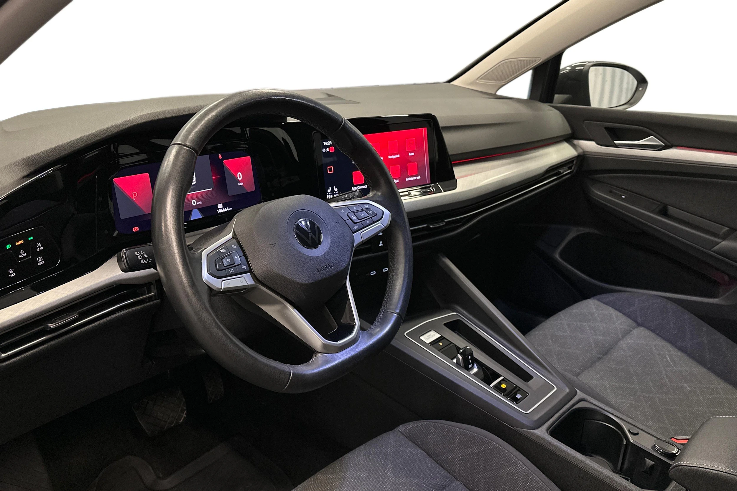 harmaa Volkswagen Golf 2023 kuva 8.