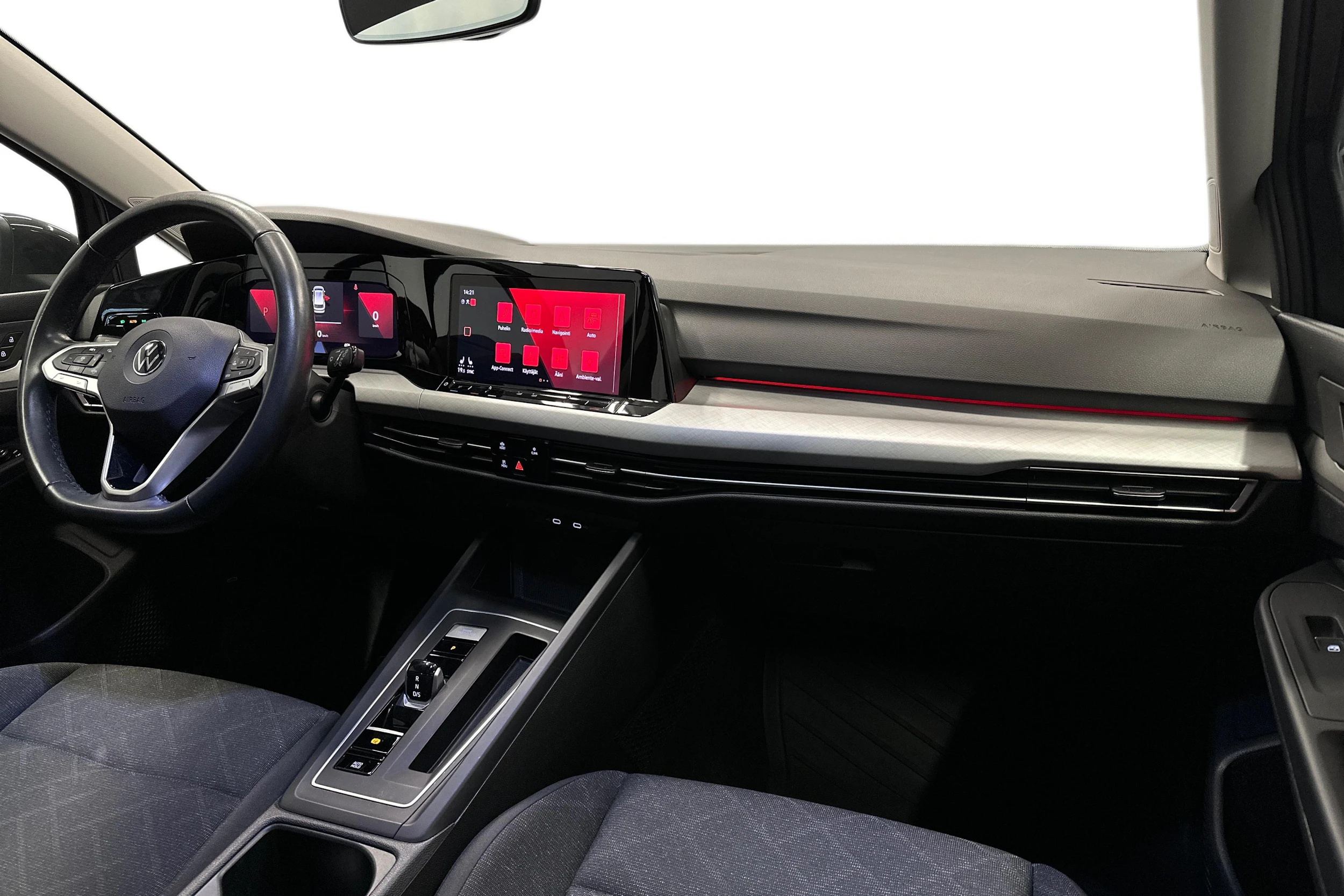 harmaa Volkswagen Golf 2023 kuva 9.