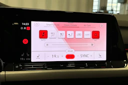 harmaa Volkswagen Golf 2023 kuva 25.