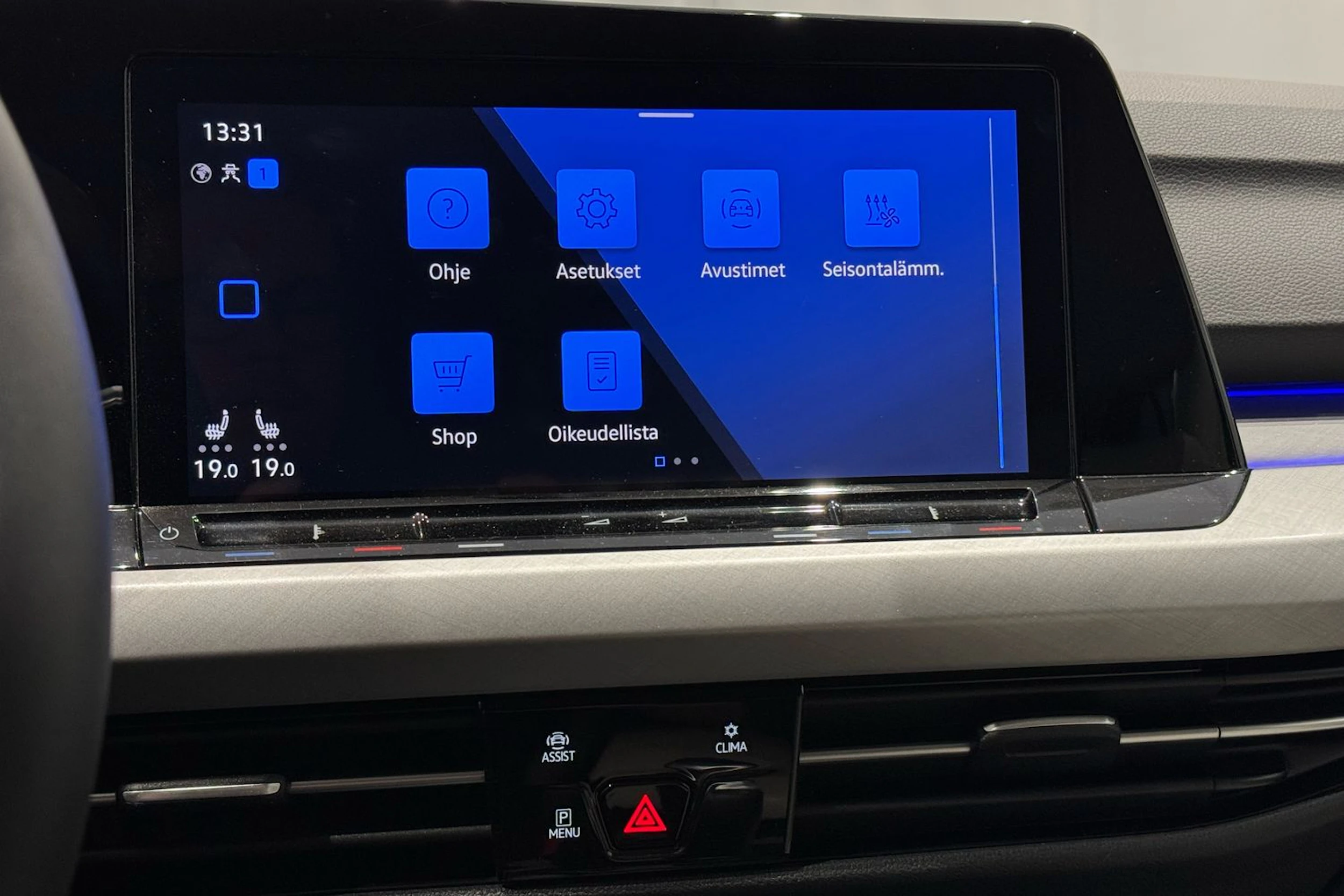 sininen Volkswagen Golf 2023 kuva 23.
