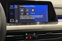 sininen Volkswagen Golf 2023 kuva 25.