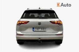 harmaa Volkswagen Golf 2023 kuva 3.