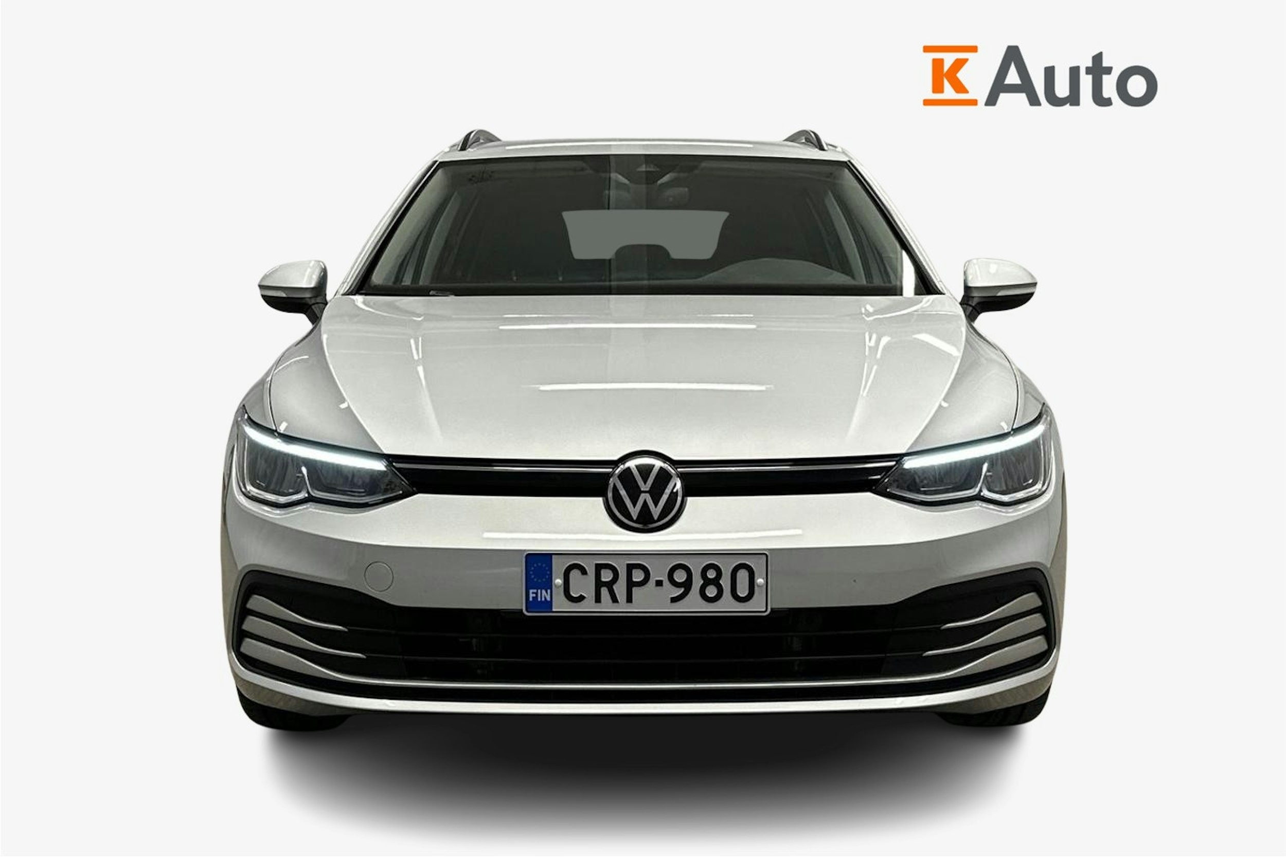 harmaa Volkswagen Golf 2023 kuva 5.