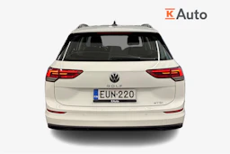 valkoinen Volkswagen Golf 2023 kuva 4.