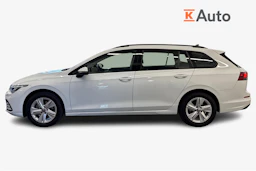 valkoinen Volkswagen Golf 2023 kuva 7.