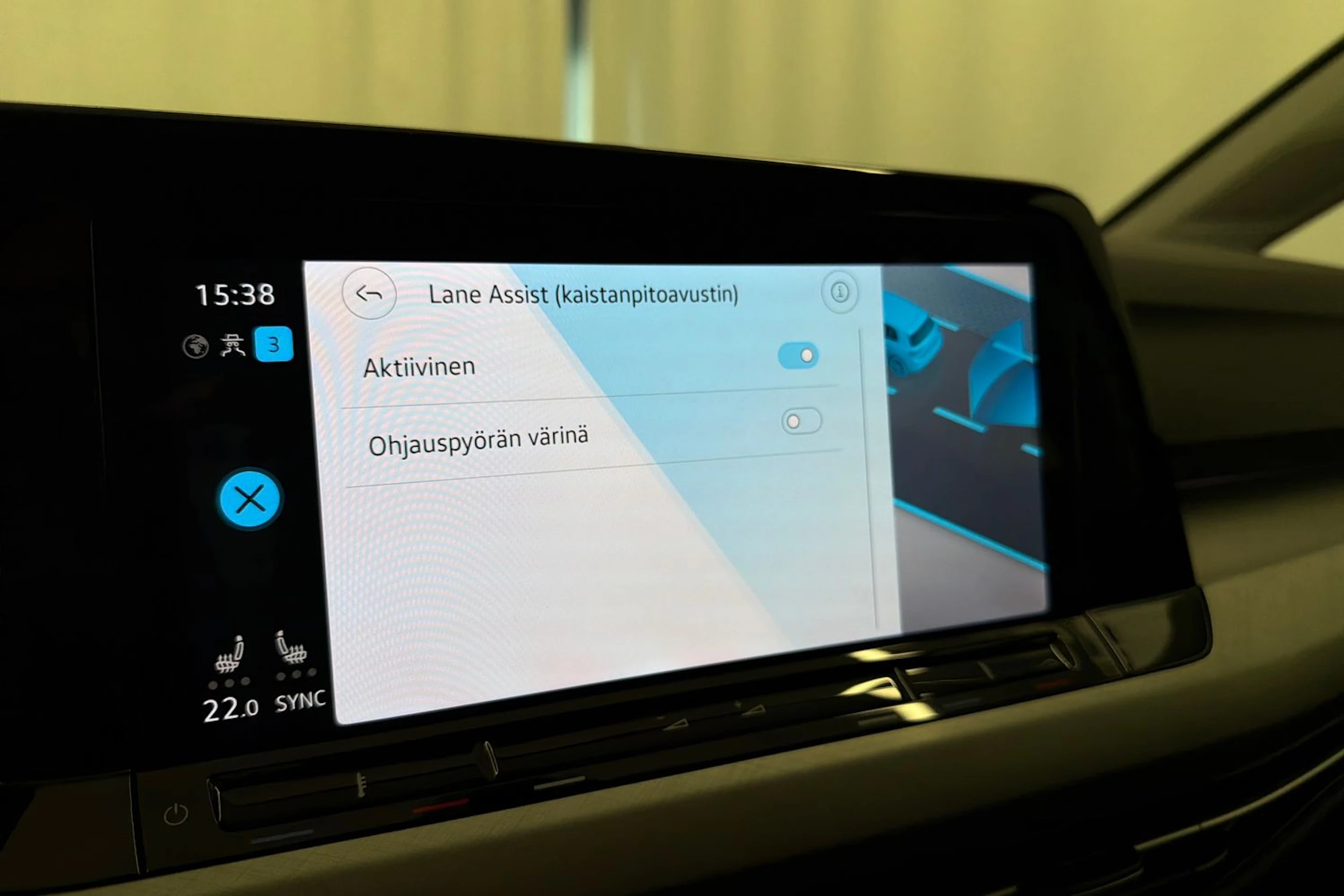 harmaa Volkswagen Golf 2023 kuva 22.