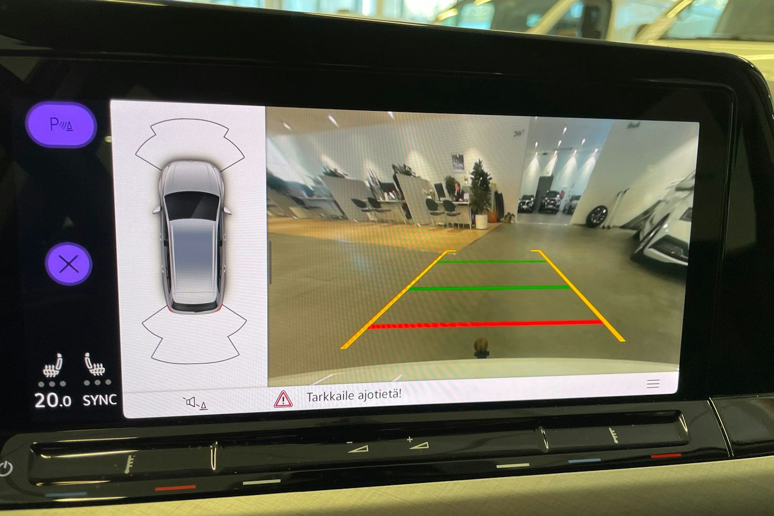 Valkoinen Volkswagen GOLF 2023 kuva 21.
