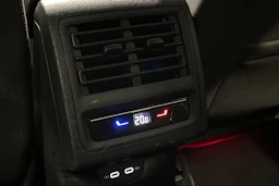 harmaa Volkswagen Golf 2023 kuva 17.