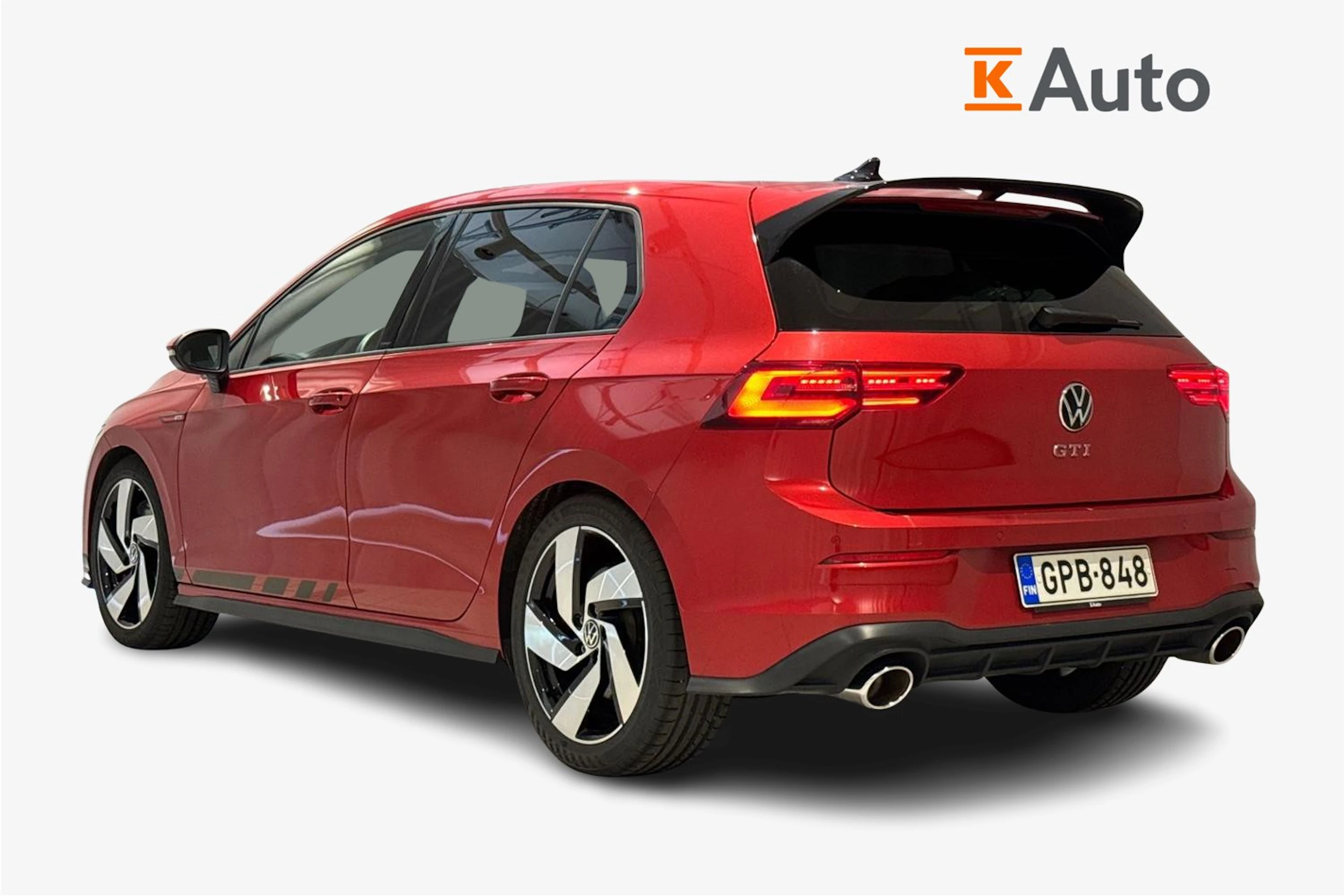 punainen Volkswagen Golf 2023 kuva 2.