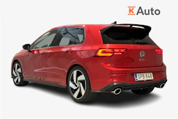 punainen Volkswagen Golf 2023 kuva 2.