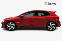 punainen Volkswagen Golf 2023 kuva 5.