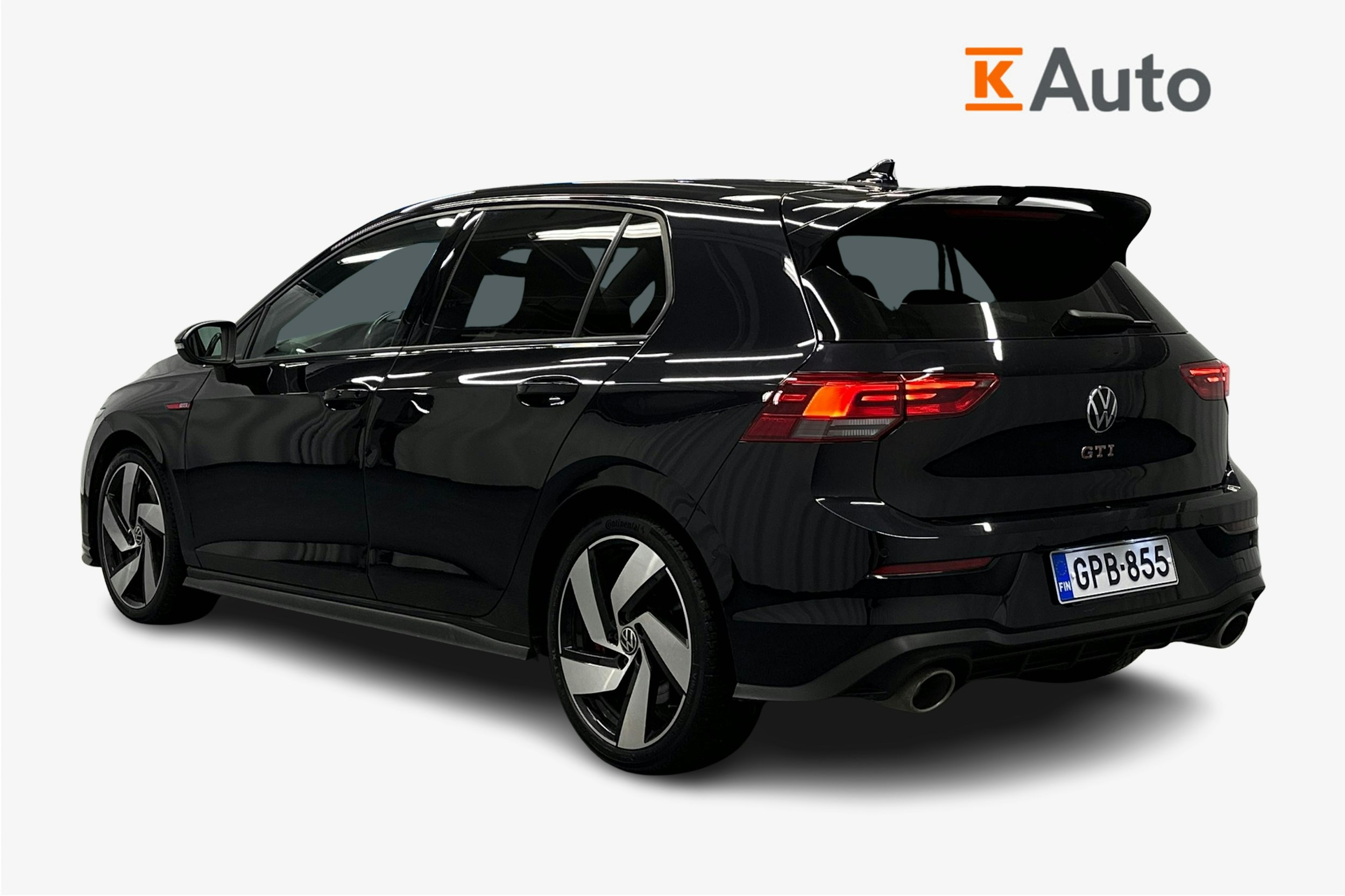 musta Volkswagen Golf 2023 kuva 2.