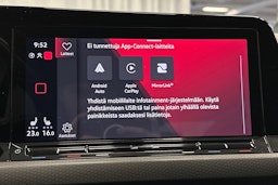 musta Volkswagen Golf 2023 kuva 21.