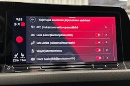 musta Volkswagen Golf 2023 kuva 23.