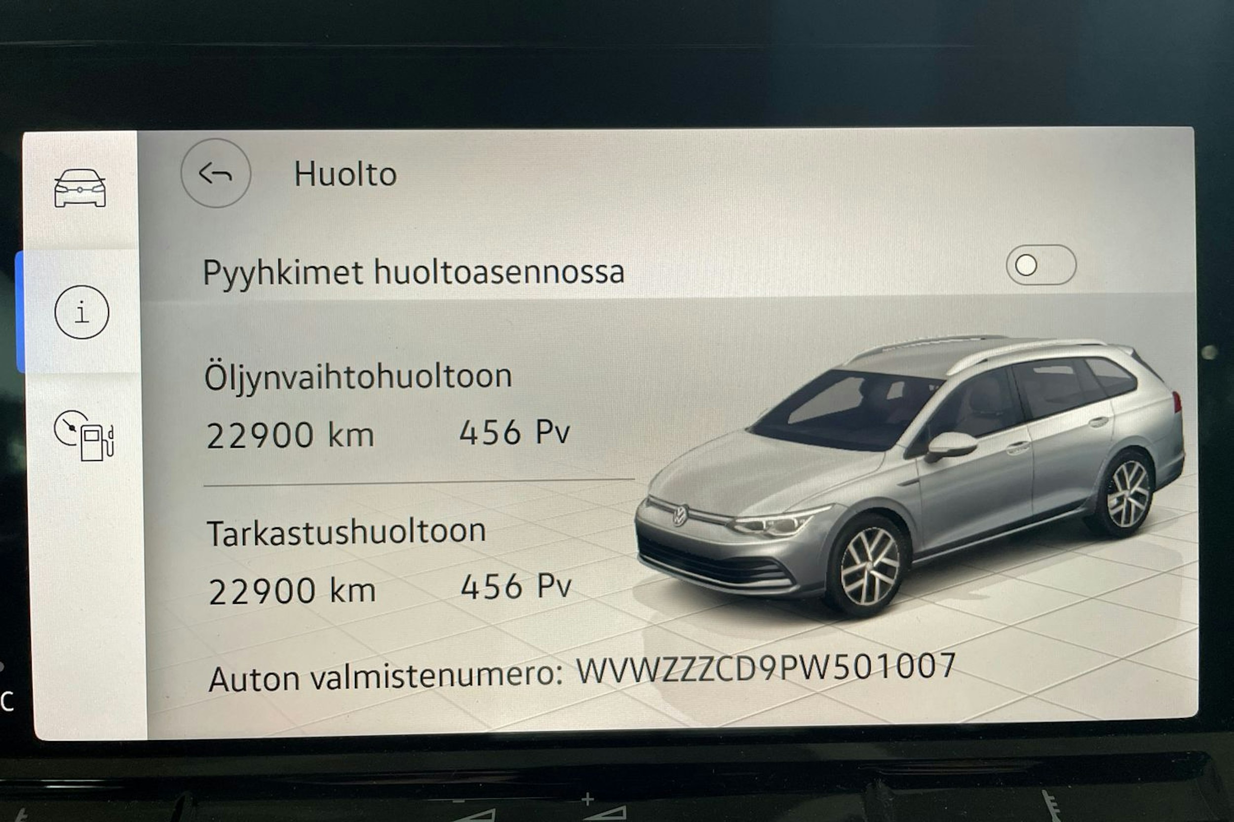 Musta Volkswagen GOLF 2023 kuva 23.