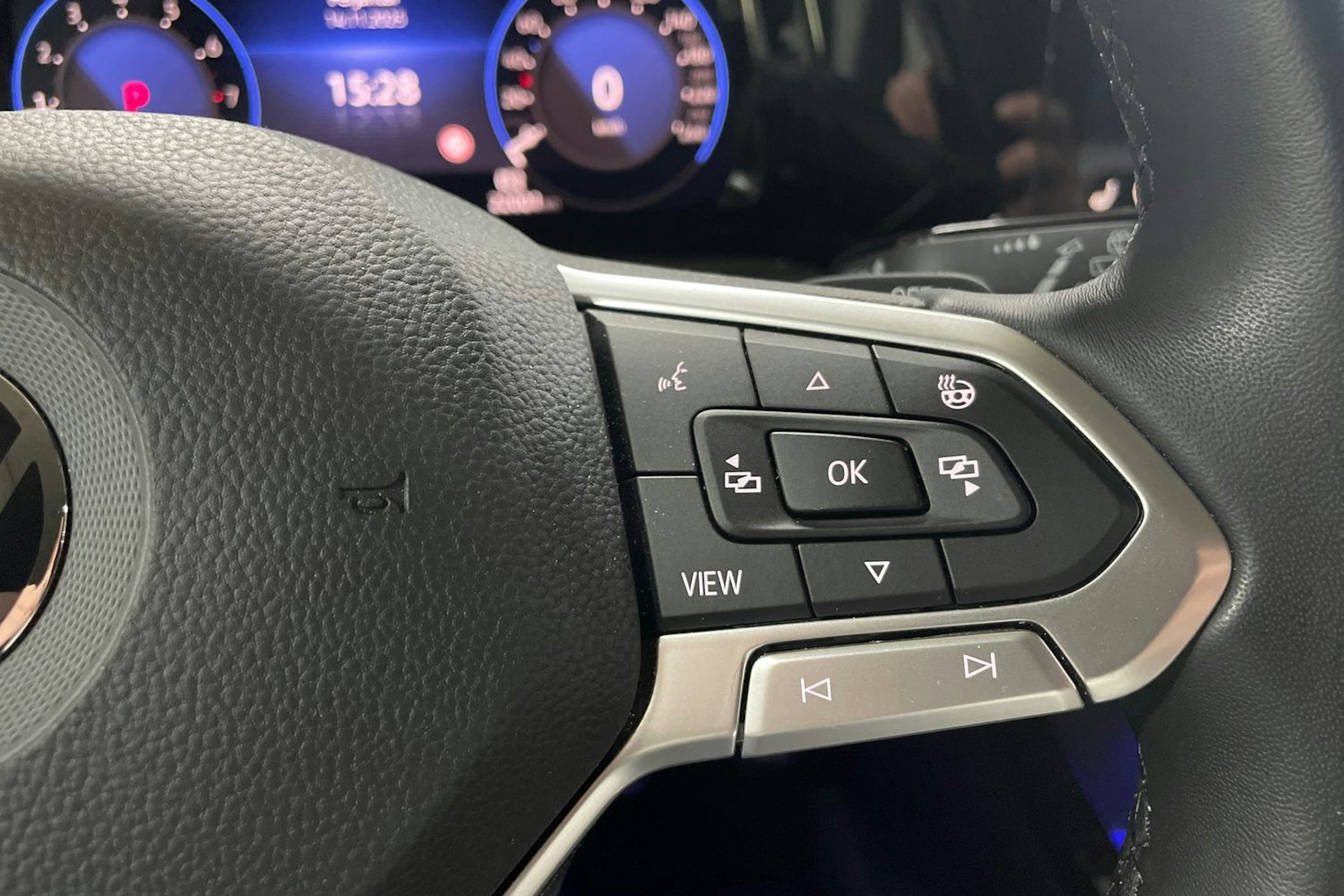 Musta Volkswagen GOLF 2023 kuva 24.