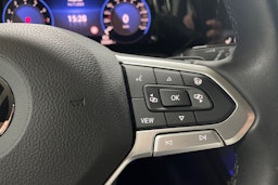 Musta Volkswagen GOLF 2023 kuva 24.