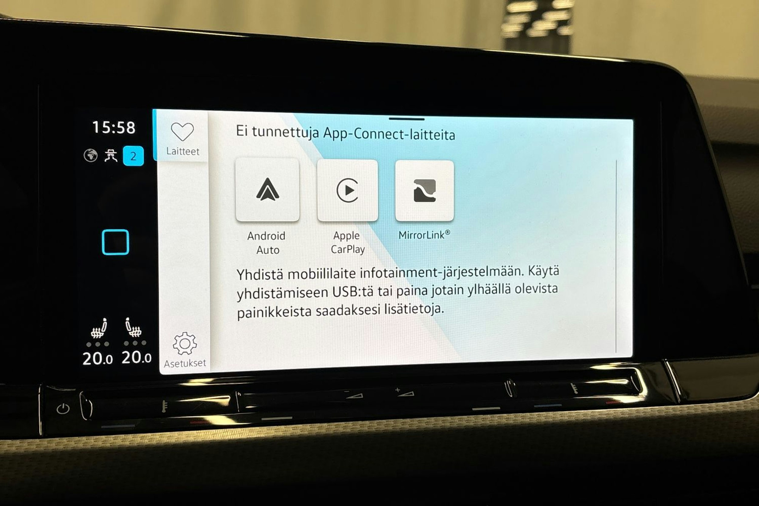 sininen Volkswagen Golf 2023 kuva 26.