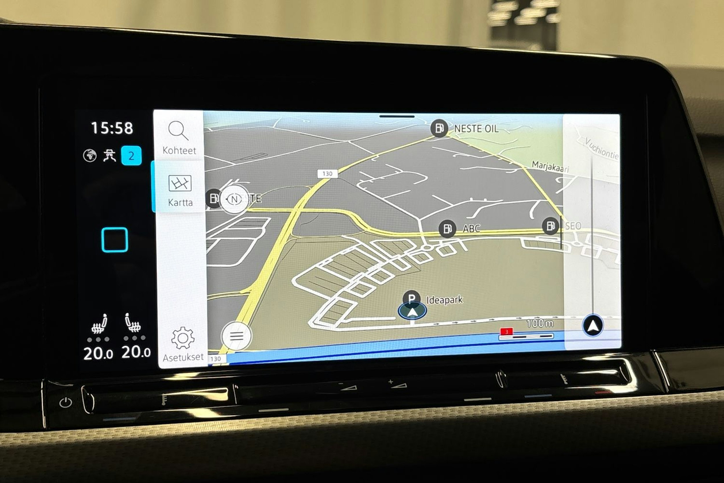 sininen Volkswagen Golf 2023 kuva 27.