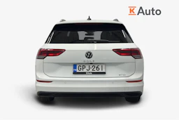 valkoinen Volkswagen Golf 2023 kuva 4.