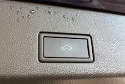 Sininen Volkswagen GOLF 2023 kuva 4.