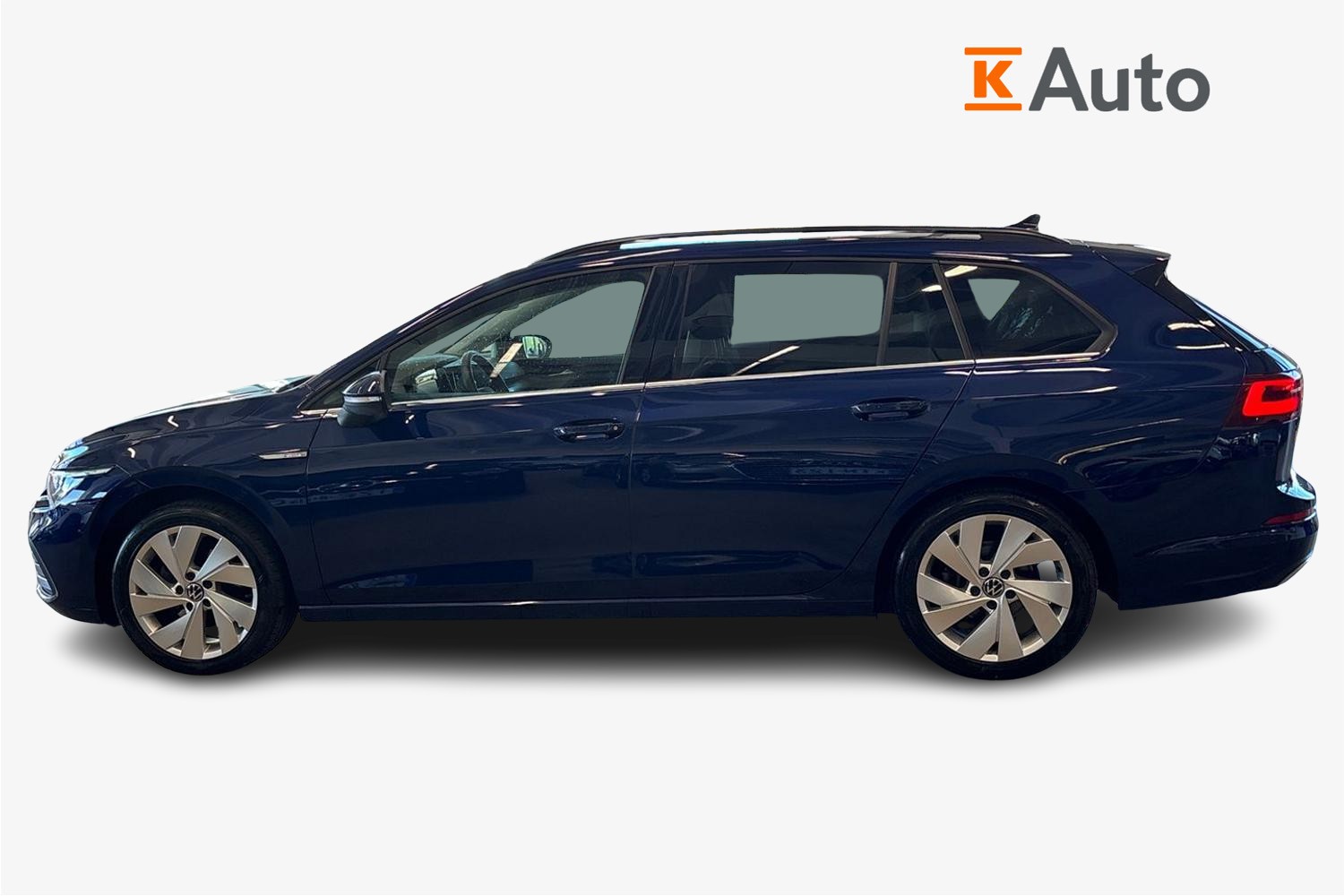 Volkswagen Golf 2023, photo 5/8