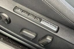 Sininen Volkswagen GOLF 2023 kuva 7.