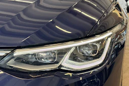 Sininen Volkswagen GOLF 2023 kuva 12.