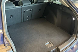 Sininen Volkswagen GOLF 2023 kuva 17.