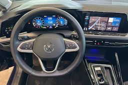 Sininen Volkswagen GOLF 2023 kuva 39.