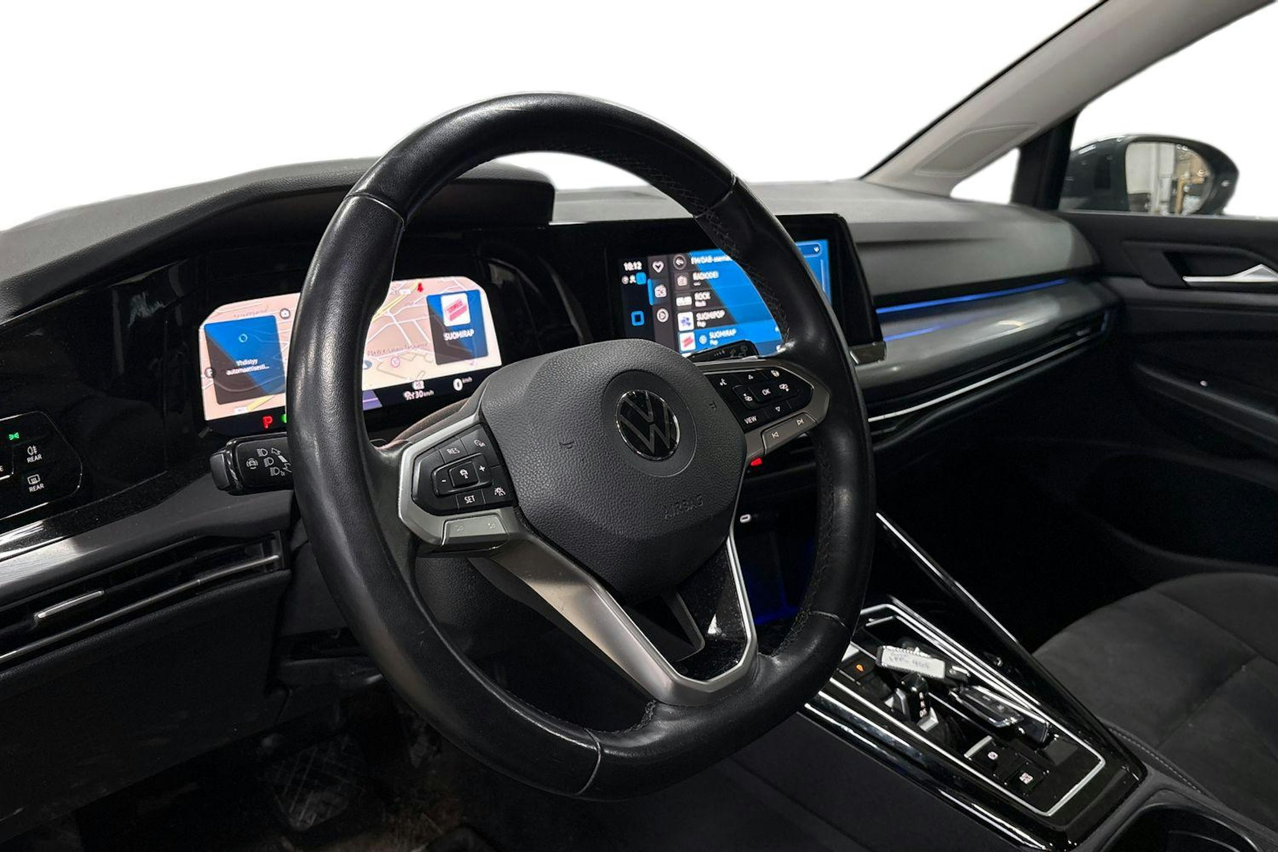 harmaa Volkswagen Golf 2023 kuva 3.