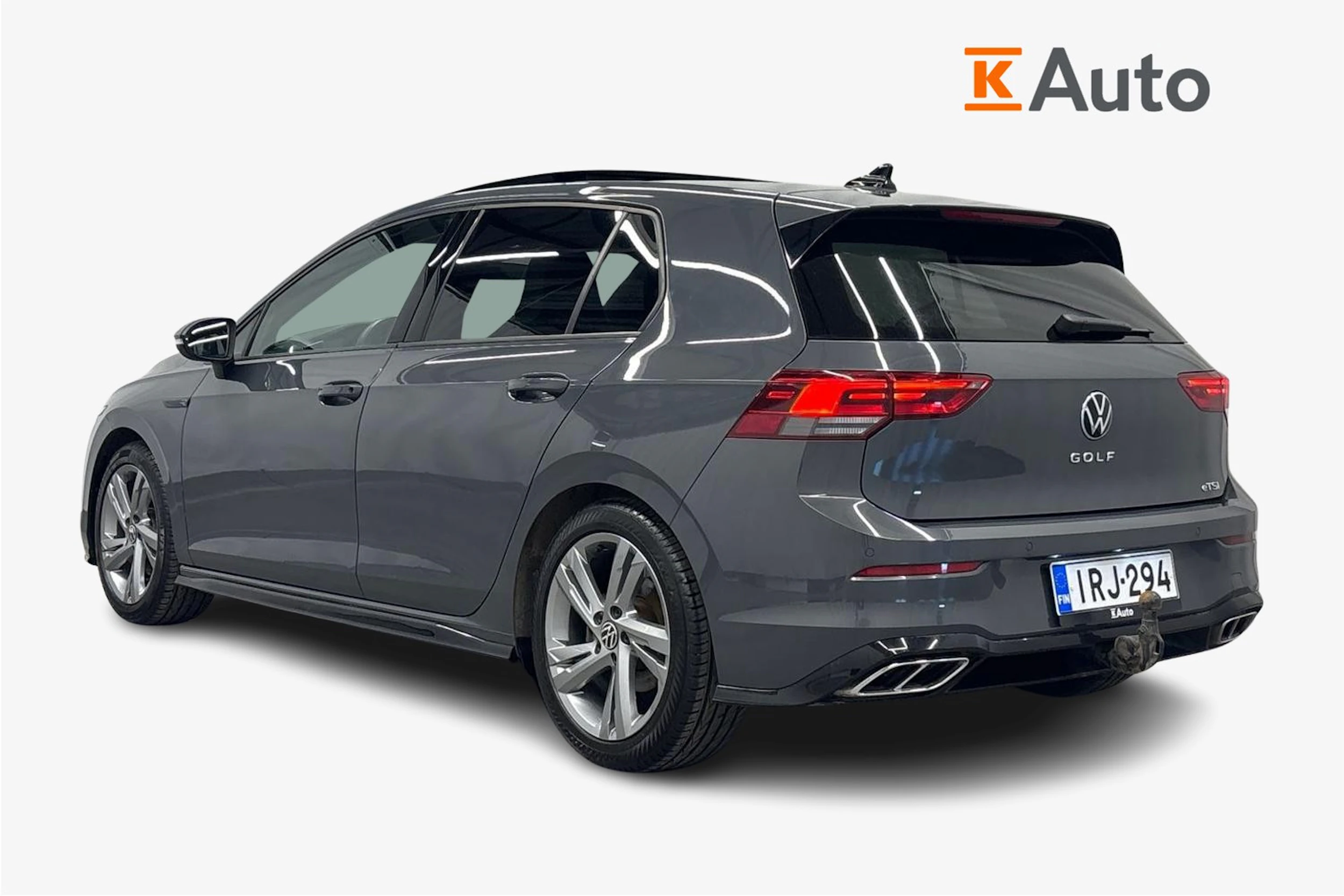 harmaa Volkswagen Golf 2023 kuva 2.