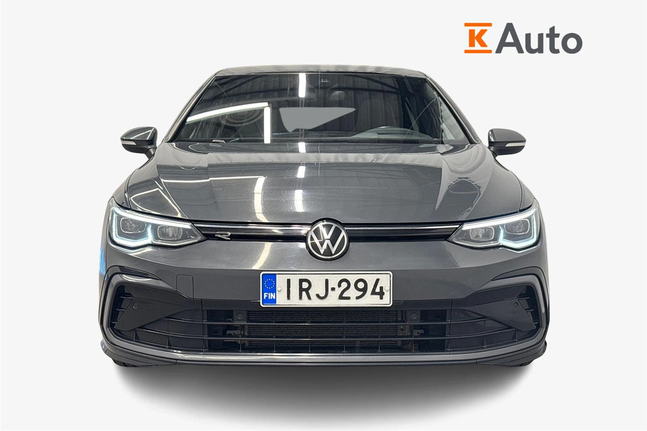harmaa Volkswagen Golf 2023 kuva 4.