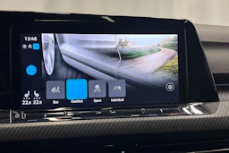 harmaa Volkswagen Golf 2023 kuva 24.