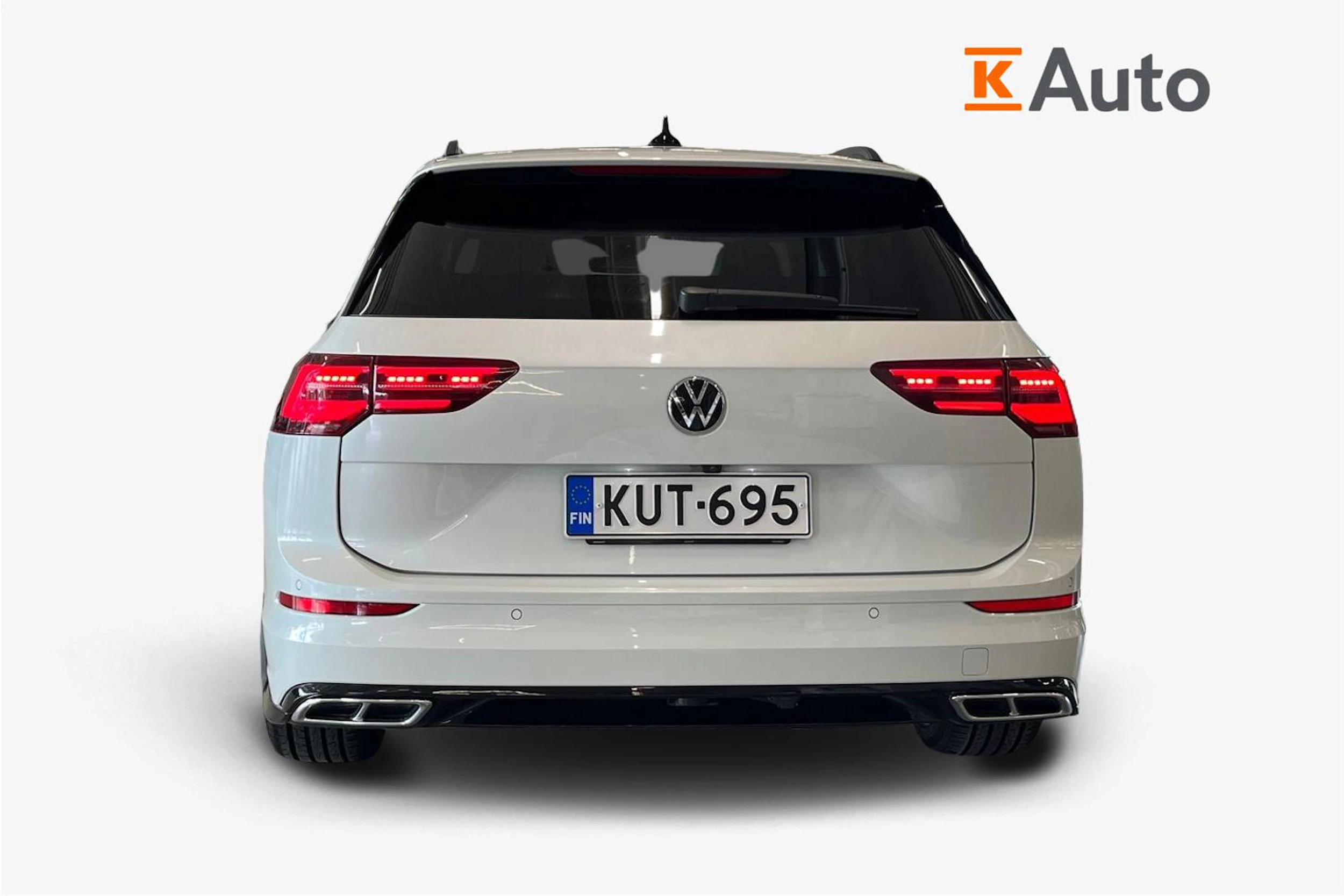 met. valkoinen Volkswagen Golf 2023 kuva 3.