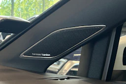 met. valkoinen Volkswagen Golf 2023 kuva 28.