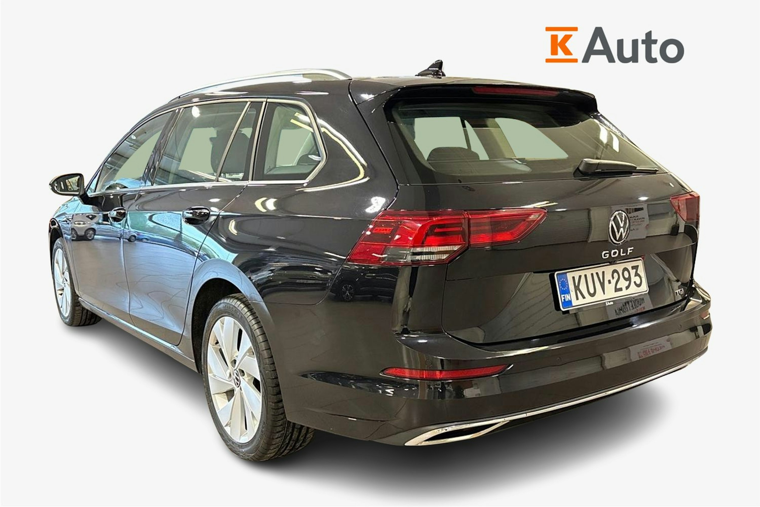 musta Volkswagen Golf 2023 kuva 5.