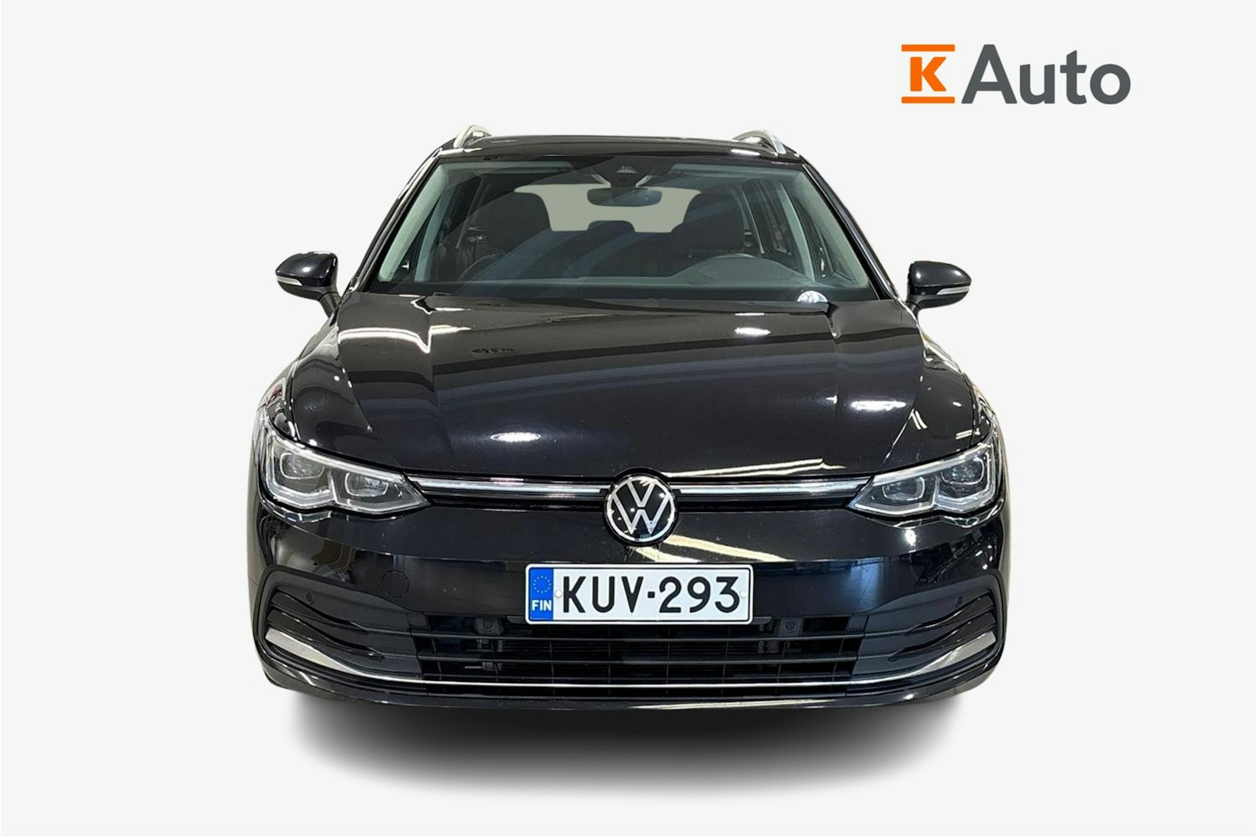 musta Volkswagen Golf 2023 kuva 8.