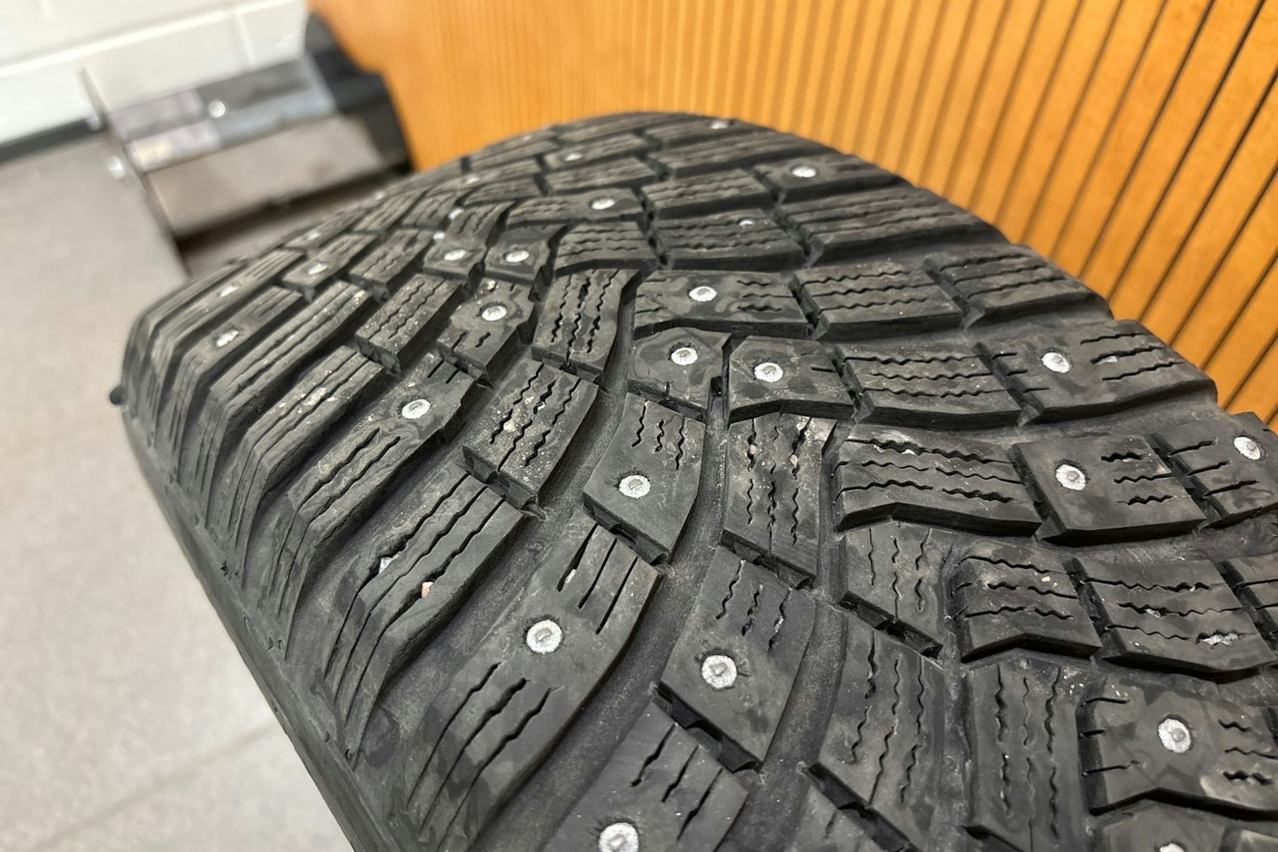 musta Volkswagen Golf 2023 kuva 26.