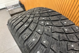 musta Volkswagen Golf 2023 kuva 26.