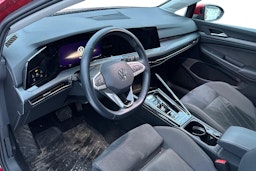 met. punainen Volkswagen Golf 2023 kuva 3.