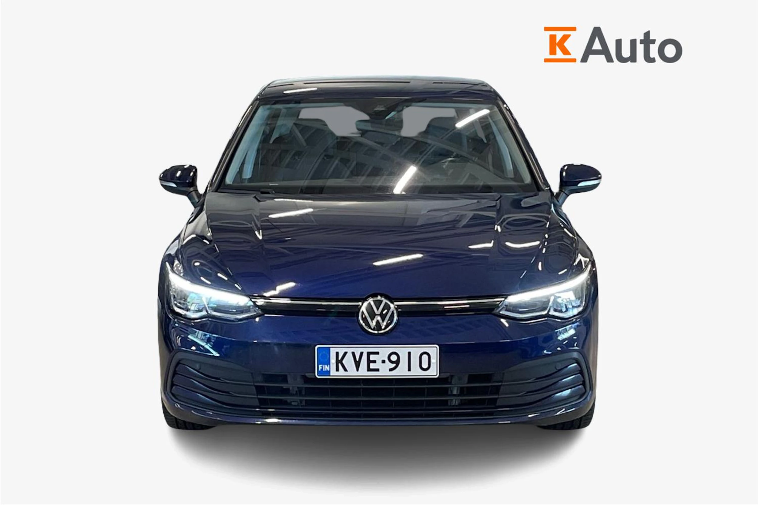 sininen Volkswagen Golf 2023 kuva 4.