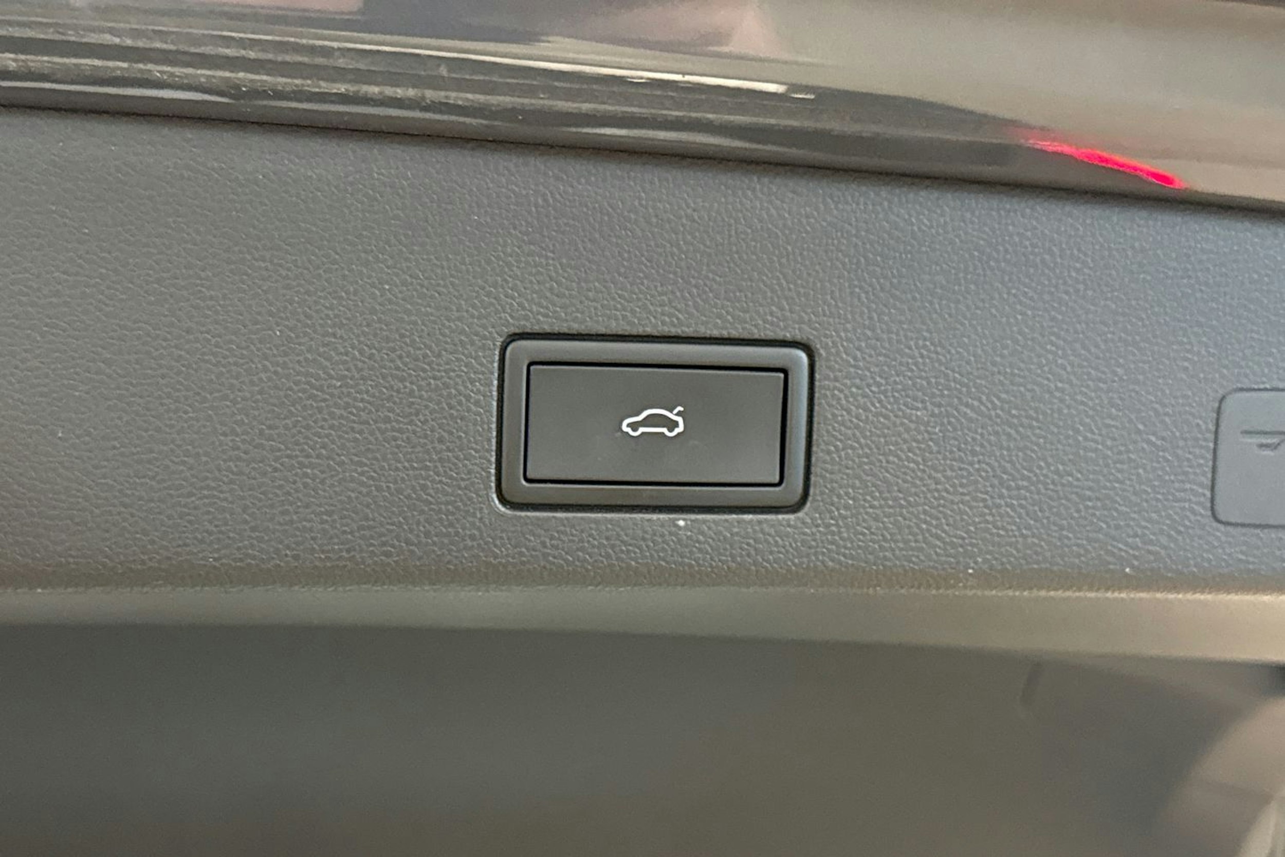 harmaa Volkswagen Golf 2023 kuva 16.