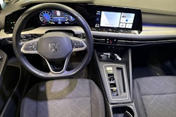 met. harmaa Volkswagen Golf 2023 kuva 7.