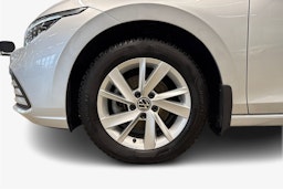 met. harmaa Volkswagen Golf 2023 kuva 9.