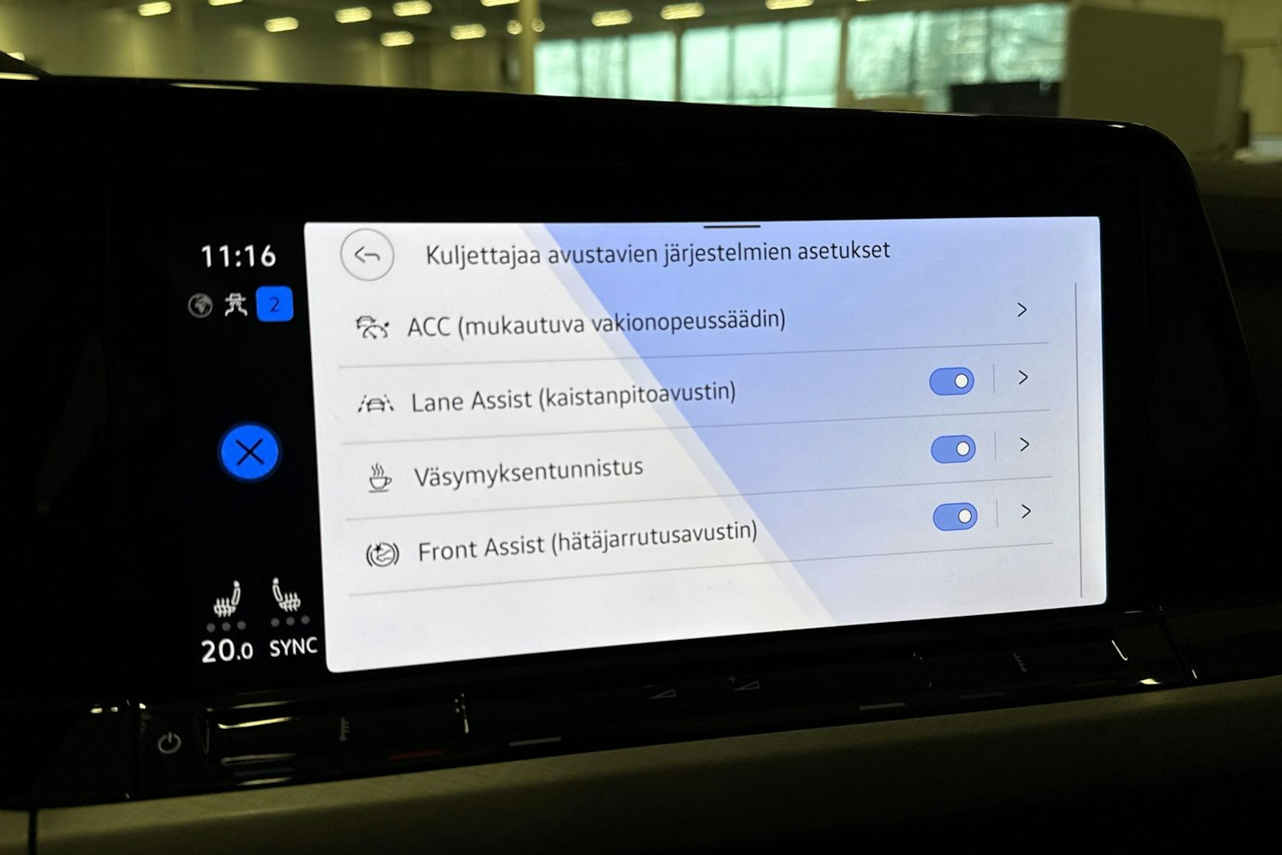 met. harmaa Volkswagen Golf 2023 kuva 19.