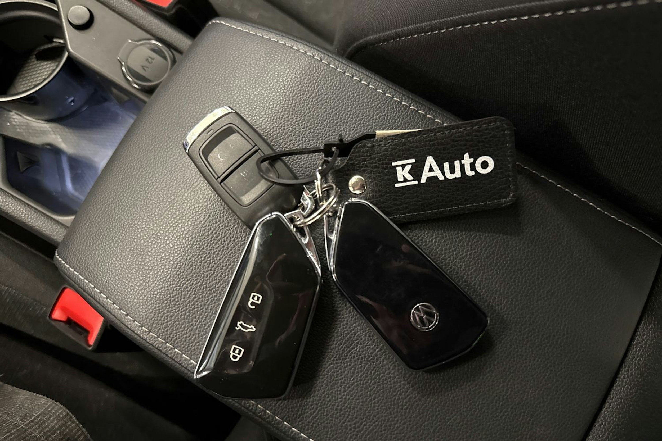 met. harmaa Volkswagen Golf 2023 kuva 22.