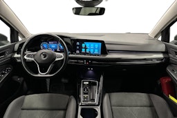 harmaa Volkswagen Golf 2023 kuva 9.