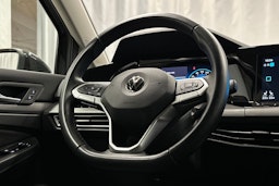 harmaa Volkswagen Golf 2023 kuva 20.