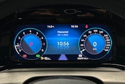 harmaa Volkswagen Golf 2023 kuva 23.